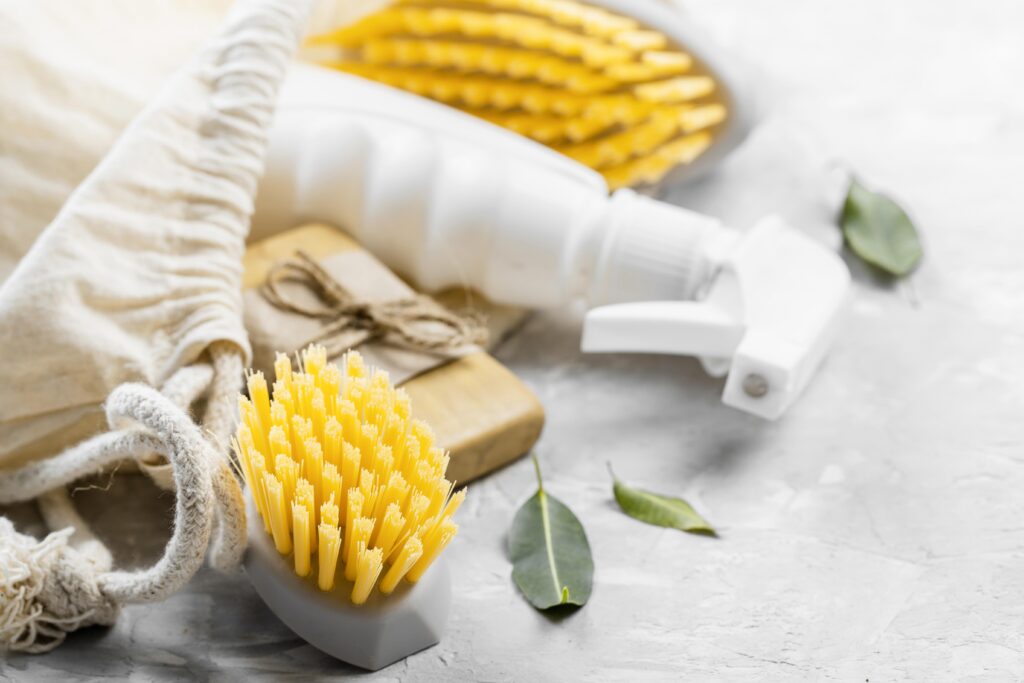 High angle of eco-friendly cleaning brushes with ablution